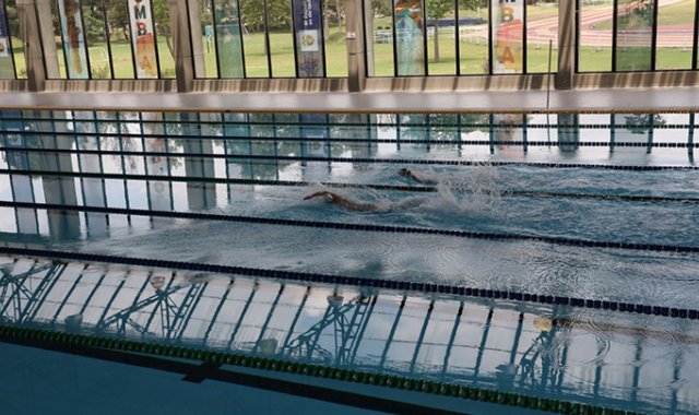 Resolución 1547, que establece los protocolos de seguridad para el uso de las piscinas en el país. Colprensa