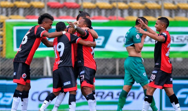 El Cúcuta Deportivo tendrá la tarea de salir de los últimos puestos de la tabla (18/20). Archivo La Opinión