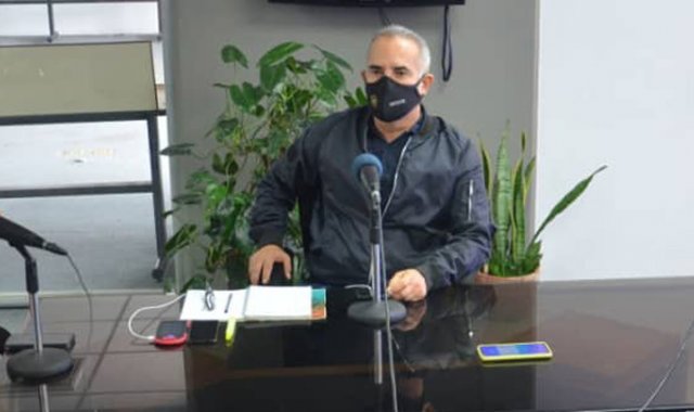 Bernal indicó que para ello designó a Carlos Trómpiz, para que asuma las tareas y coordinaciones ministeriales y haga todos los enlaces necesarios del lado colombiano, con el fin de restablecer las relaciones comerciales binacionales. Tomada de Twitter