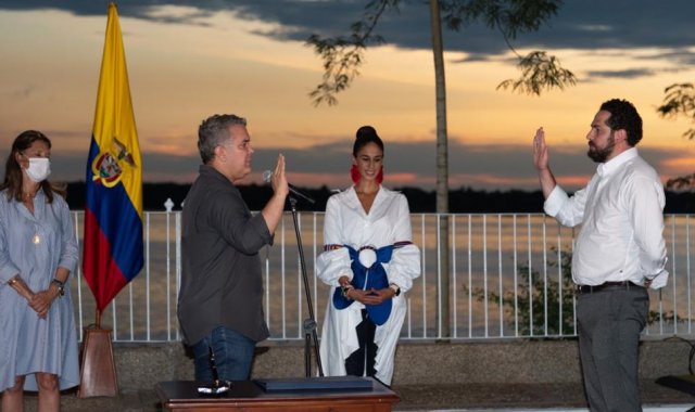 Lucas Gómez García tomó posesión en Barrancabermeja, donde el presidente Iván Duque estuvo cumpliendo su agenda de gobierno. Presidencia de la República