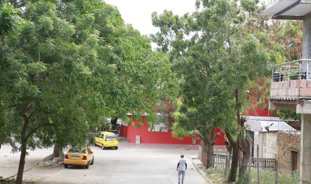 Líderes afirman que, en las horas de la tarde, jóvenes se reúnen a consumir alucinógenos con total libertad en el barrio. Juan Pablo Cohen/ La Opinión