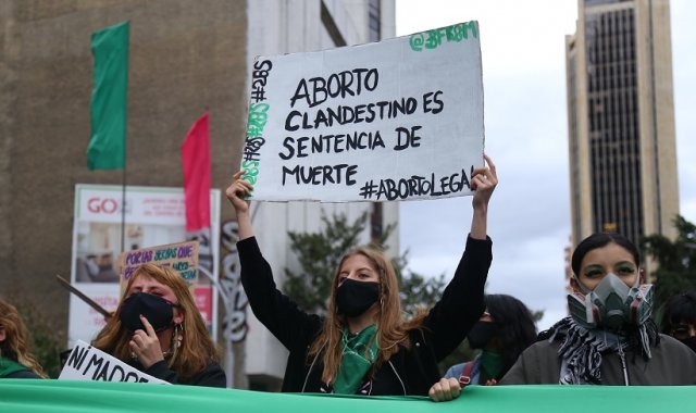 En septiembre se desarrollaron varias movilizaciones en el país por parte de mujeres que le exigen al Gobierno Nacional la despenalización del aborto. Archivo Colprensa