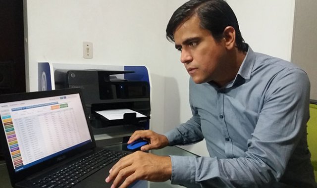 Un informe sobre el comportamiento del comercio electrónico resaltó los cambios en la dinámica de consumo de los colombianos y el aumento de las transacciones. Archivo La Opinión