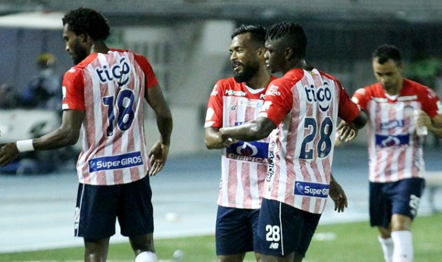 Junior enfrenta a Colonia a las 7:30 pm. Colprensa