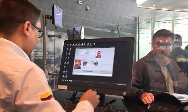 Esta tecnología permitirá analizar las características físicas de cada individuo basada en el reconocimiento de las huellas dactilares, el iris, entre otras.  Colprensa