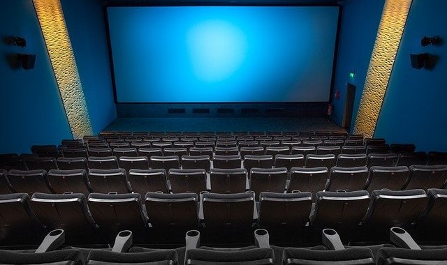 A partir de mañana, varias salas de cine reabrirán sus puertas en distintas ciudades del país.  Cortesía/ La Opinión