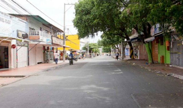Nuevas medidas para evitar la propagación de la COVID-19 en la ciudad. Archivo / La Opinión