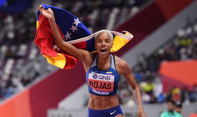 Rojas, de 25 años, brilló a comienzos de temporada mejorando el récord del mundo de triple salto en pista cubierta.
