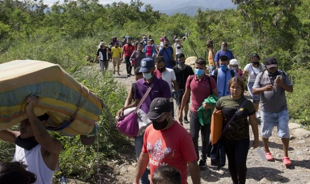Varios congresistas coincidieron en que se le debe dar un mejor manejo al problema de la migración en el área metropolitana de Cúcuta. Archivo/La Opinión