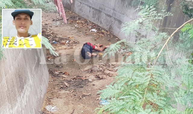 Ayer, a las 7:00 de la mañana, varios habitantes de la avenida 5 con calle 21, del barrio Tasajero
reportaron que dentro del canal se encontraba un cadáver. Cortesía