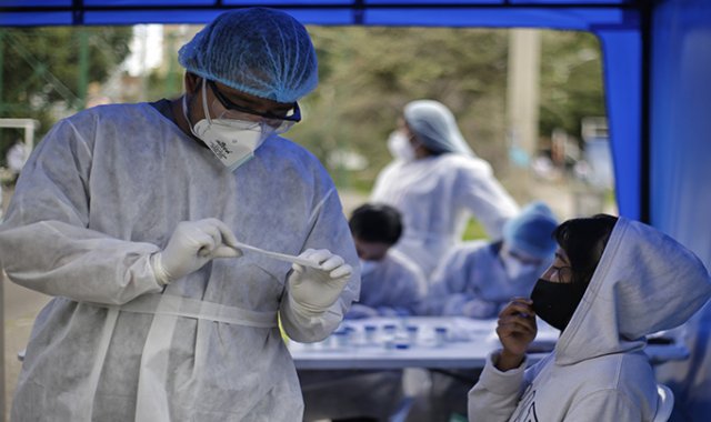 El Ministerio de Salud afirmó que no hay evidencia de la presencia de la nueva cepa en Colombia. Colprensa