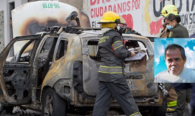 La patrulla policial se quemó la mañana del pasado lunes. Archivo La Opinión