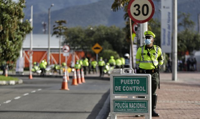 Se continuarán reforzando los operativos con 7.000 uniformados para asegurar los diferentes corredores viales. Colprensa