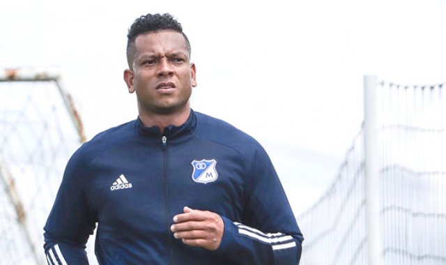Fredy Guarín cumplirá su sueño de jugar con Millonarios. MillosFC/Twitter